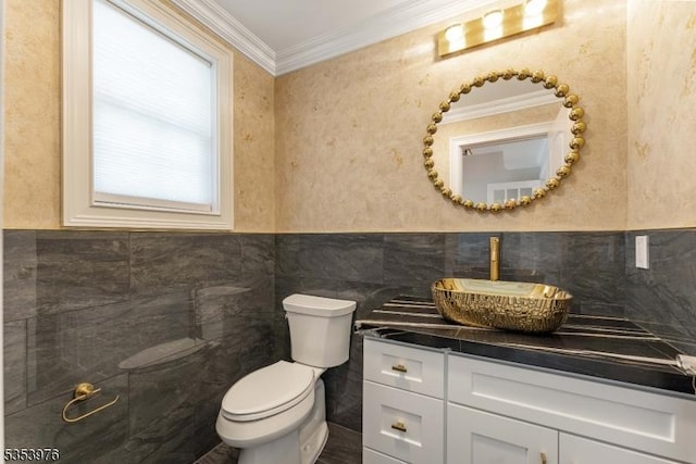 1537 Franklin St, Clark Twp, NJ 07066 - half bath with crown molding, tile walls, toilet, vanity, and wainscoting