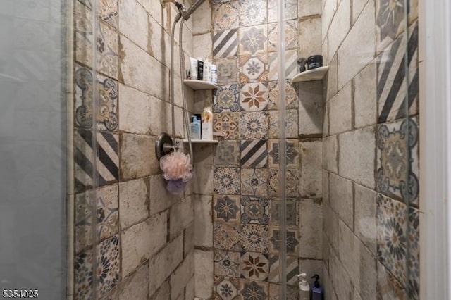 3 F Somerset Hills Ct Unit 3F, Bernardsville Boro, NJ 07924 - detailed view of a shower stall