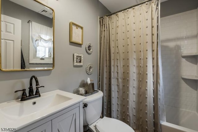 3 F Somerset Hills Ct Unit 3F, Bernardsville Boro, NJ 07924 - full bathroom featuring vanity and shower / bath combo with shower curtain