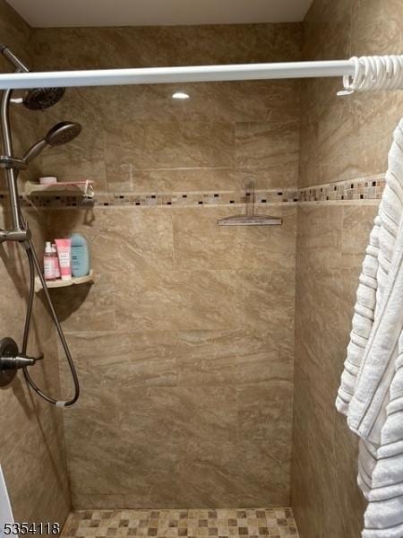 61 Duval St, Bridgewater Twp, NJ 08807 - full bath with tiled shower