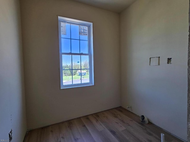 521 Parkwood Ct, Phillipsburg Town, NJ 08865 - unfurnished room featuring light wood-type flooring