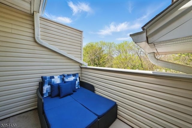 exterior space featuring a balcony