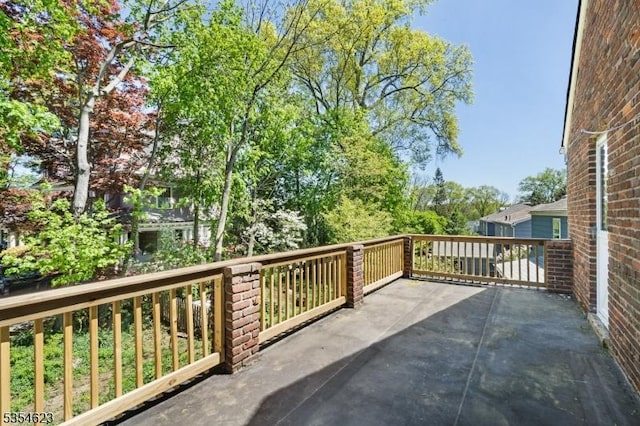 630 Ridgewood Rd, Maplewood Twp, NJ 07040 - view of balcony
