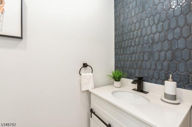 553 Thoreau Ter, Union Twp, NJ 07083 - bathroom featuring vanity