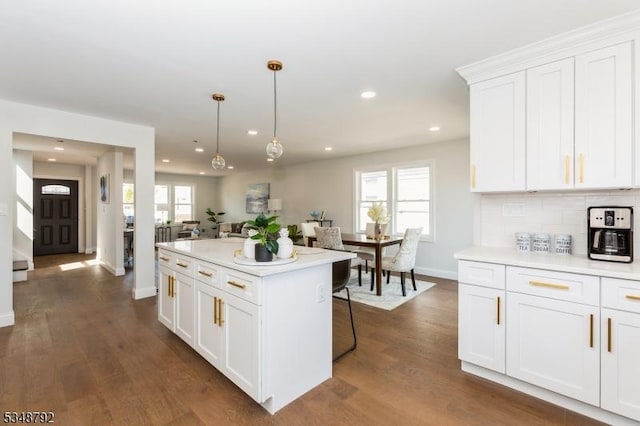553 Thoreau Ter, Union Twp, NJ 07083 - kitchen featuring light countertops, recessed lighting, decorative light fixtures, and a wealth of natural light