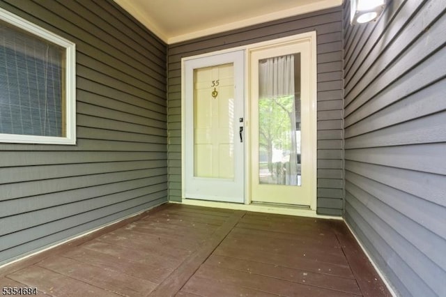 view of exterior entry
