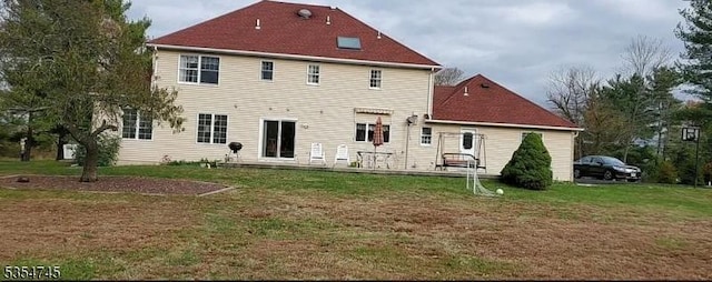 305 Old York Rd, Raritan Twp, NJ 08822 - back of property featuring a lawn