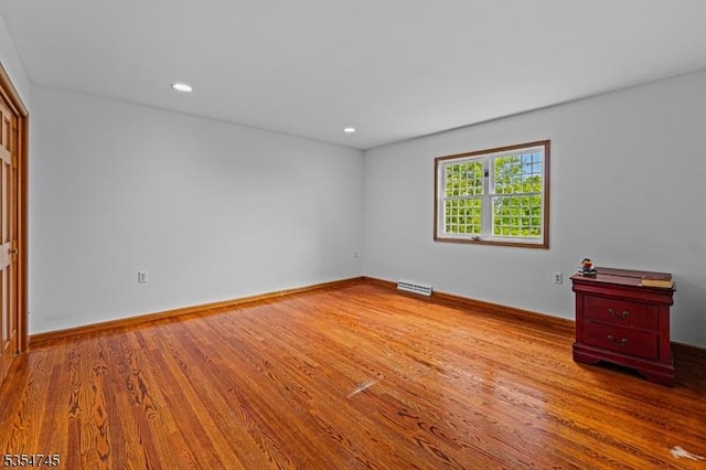 305 Old York Rd, Raritan Twp, NJ 08822 - spare room featuring visible vents, recessed lighting, baseboards, and wood finished floors