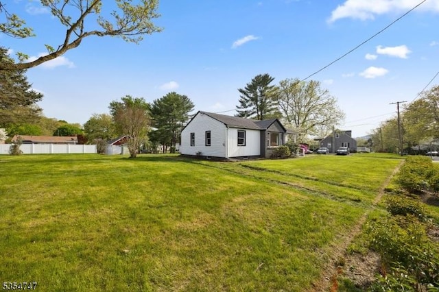 202 Parkside Ave, Pohatcong Twp, NJ 08865 - view of yard