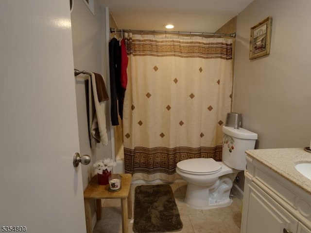 bathroom featuring curtained shower, vanity, toilet, and visible vents