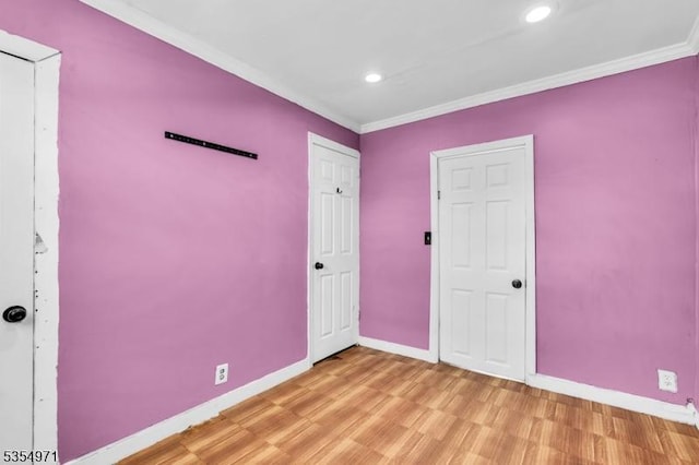 123 Robbinwood Ter, Linden City, NJ 07036 - unfurnished bedroom featuring baseboards, light wood-style flooring, ornamental molding, and recessed lighting