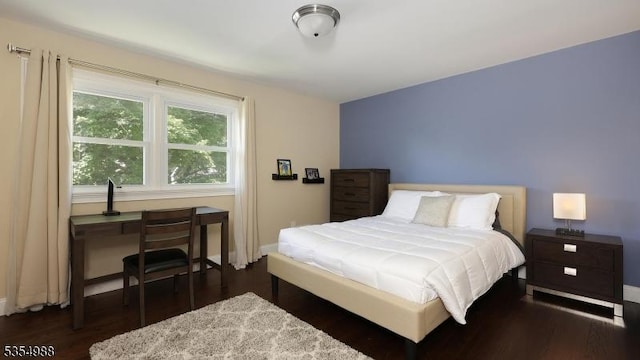 3 Grant St, Cranford Twp, NJ 07016 - bedroom featuring dark wood-type flooring, baseboards, and a desk