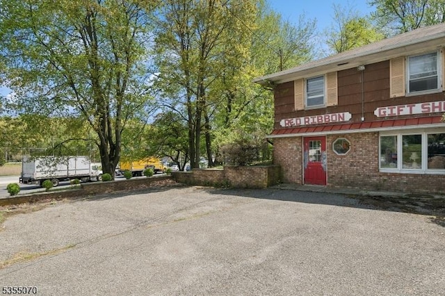 2 Woods End Rd, Parsippany-Troy Hills Twp, NJ 07950 - view of front facade with brick siding