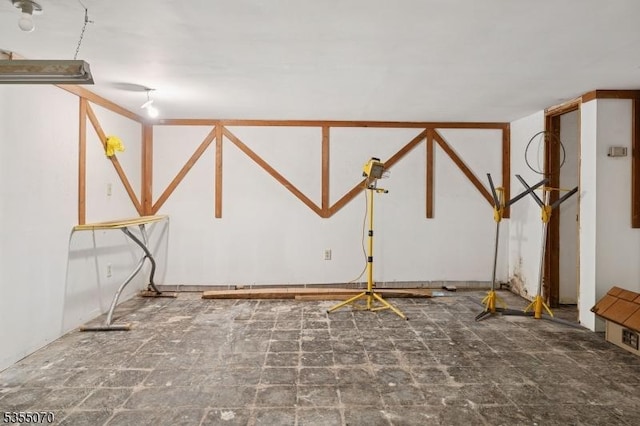 2 Woods End Rd, Parsippany-Troy Hills Twp, NJ 07950 - view of spare room