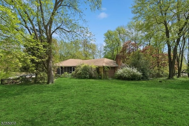 2 Woods End Rd, Parsippany-Troy Hills Twp, NJ 07950 - view of front facade with a chimney and a front yard