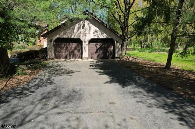 22 Pine Hill Rd, Delaware Twp, NJ 08559 - view of detached garage