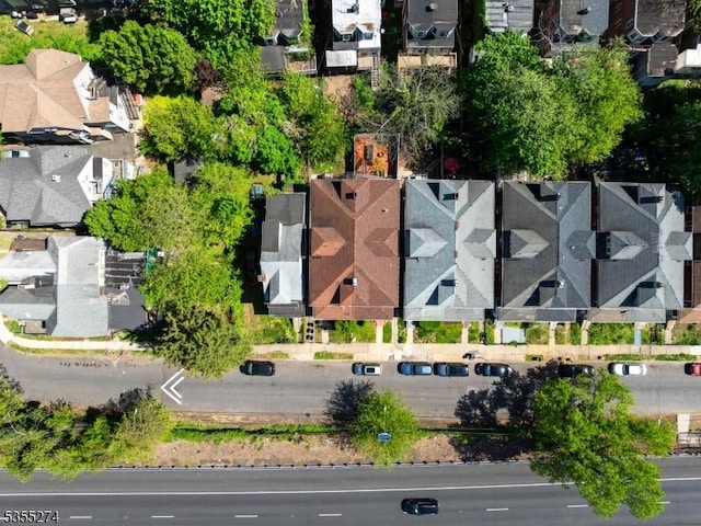 drone / aerial view featuring a residential view