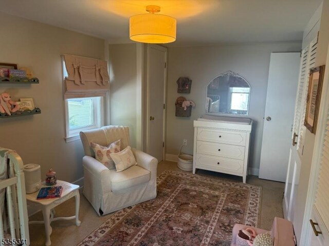 11 Union St, Franklin Twp, NJ 08528 - living area with baseboards