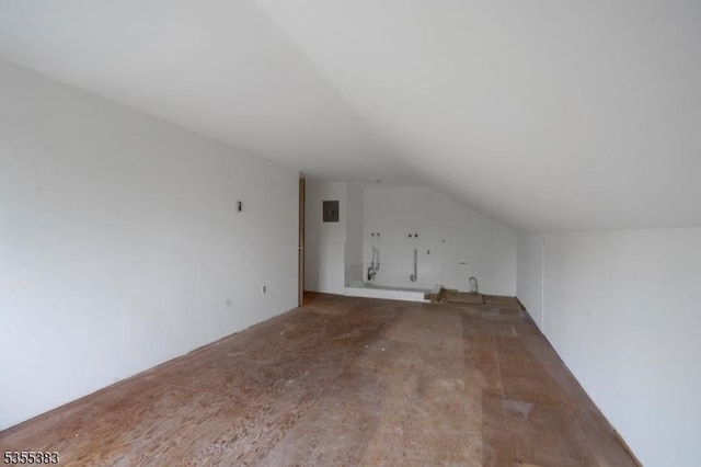 31 Charlotte Dr, Clinton Twp, NJ 08833 - additional living space with lofted ceiling