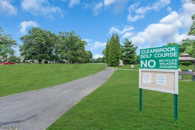 42B Catalpa Plz Unit B, Monroe Twp, NJ 08831 - surrounding community featuring a lawn