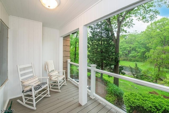 59 Green Hill Rd, Kinnelon Boro, NJ 07405 - view of sunroom / solarium