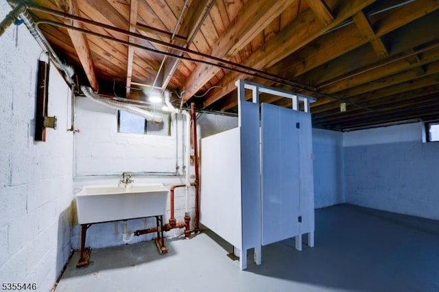 377 Delaware Ave, Union Twp, NJ 07083 - below grade area featuring a sink