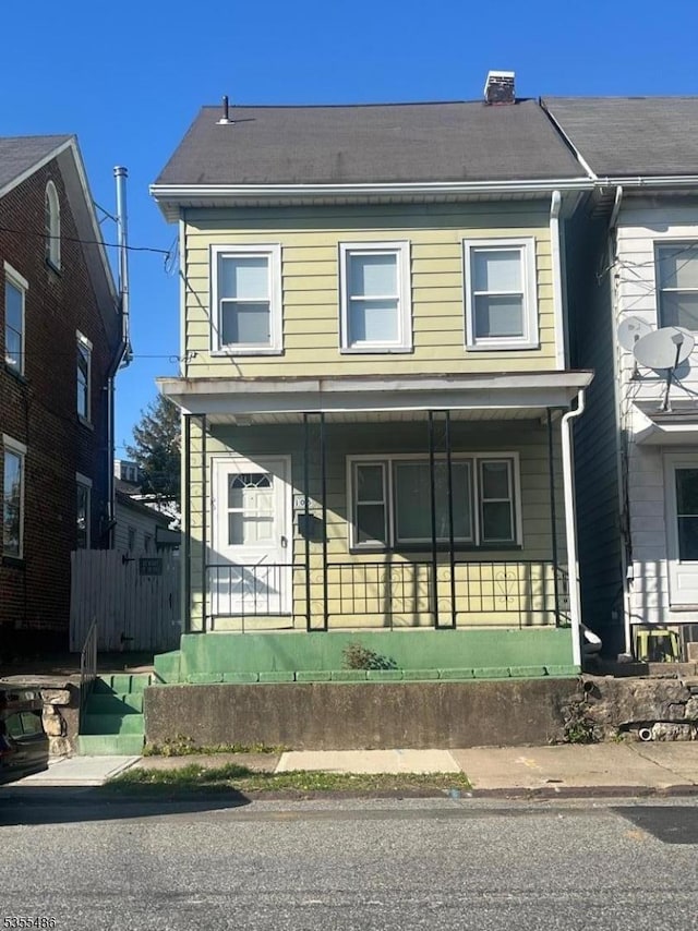 105 Chambers St, Phillipsburg Town, NJ 08865 - view of front facade with covered porch