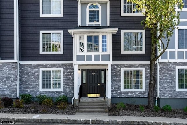 81 Village Dr Unit 81, Morris Twp, NJ 07960 - view of front of property with stone siding