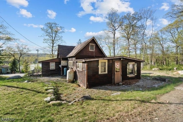 55 E Shore Culver Rd, Frankford Twp, NJ 07826 - view of property exterior with a yard