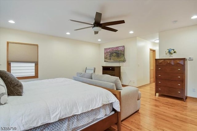 33 Lockwood Pl, Clifton City, NJ 07012 - bedroom featuring light wood-type flooring, recessed lighting, and ceiling fan