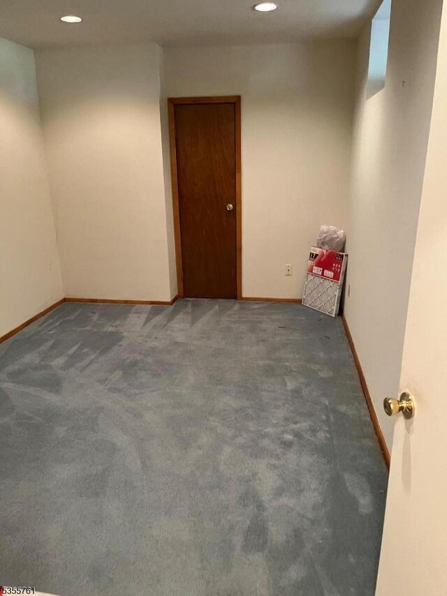 87 Sycamore Ct, Bernards Twp, NJ 07920 - spare room featuring carpet floors, baseboards, and recessed lighting