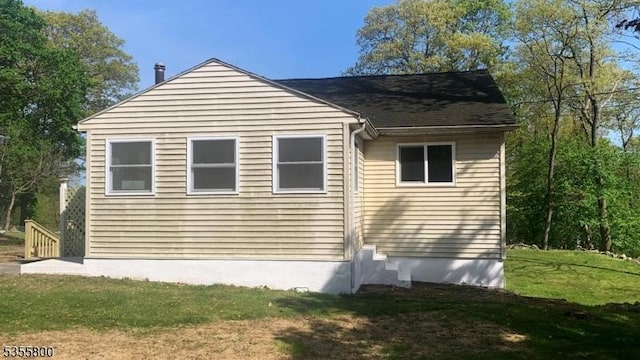 315 Tulsa Trl, Hopatcong Boro, NJ 07843 - view of property exterior with a yard