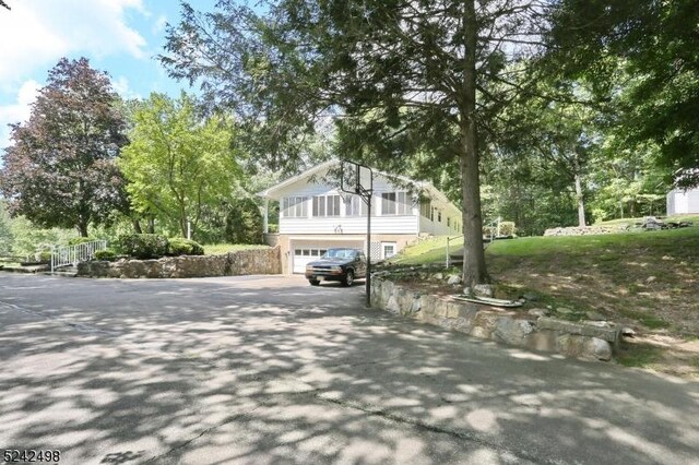 35 Ricker Dr, Ringwood Boro, NJ 07456