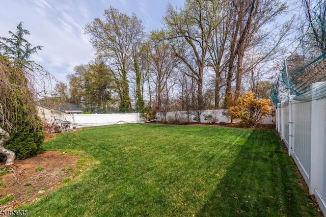 74 Emerald Pl, Clark Twp, NJ 07066 - view of yard