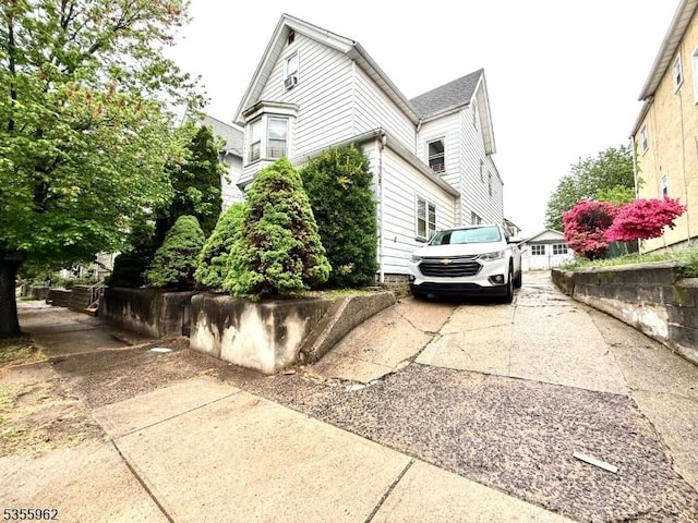 view of home's exterior