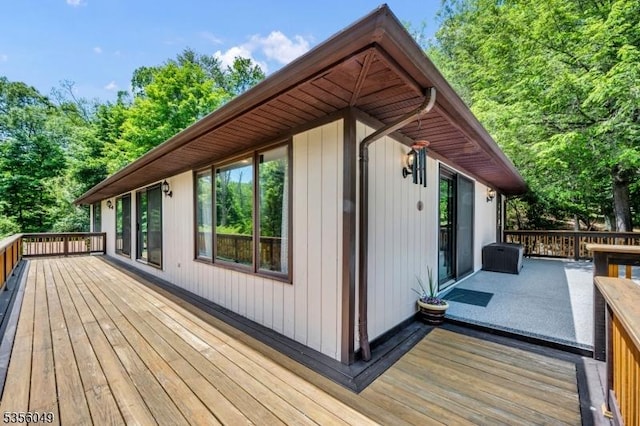 142 Decker Rd, Rockaway Twp, NJ 07005 - view of wooden terrace