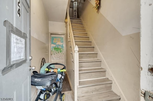 124 E Main St, Paterson City, NJ 07522 - view of stairs