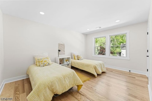 2227 Pine Ter, Scotch Plains Twp, NJ 07076 - bedroom featuring wood finished floors, baseboards, and recessed lighting