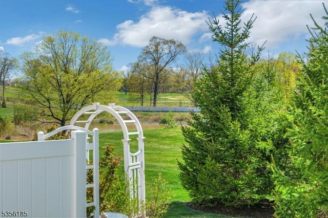2 Lee Dr, Morris Twp, NJ 07960 - view of yard