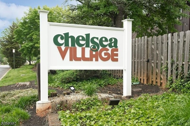 130 Chelsea Way, Bridgewater Twp, NJ 08807 - community sign with fence