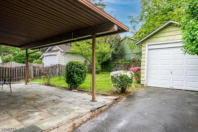 view of patio / terrace with an outdoor structure
