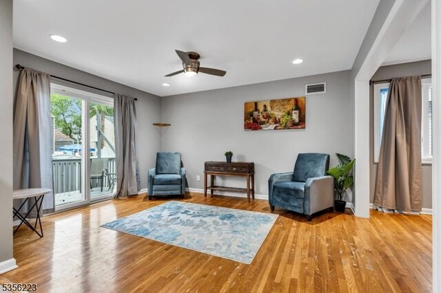 548 Birchwood Rd, Linden City, NJ 07036 - living area featuring a ceiling fan, wood finished floors, baseboards, and recessed lighting