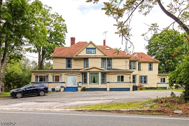 111 Decker Pond Rd, Green Twp, NJ 07821 - view of front of home with a chimney