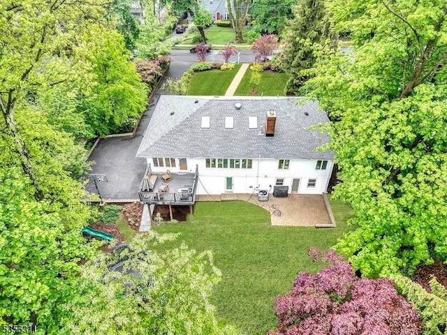 aerial view of property and surrounding area
