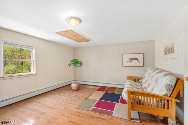 75 Wolfs Corner Rd, Green Twp, NJ 07860 - sitting room with wood finished floors