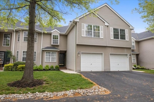 5 Roxiticus Ct, Clinton Twp, NJ 08801 - view of front of property featuring asphalt driveway, an attached garage, and a front lawn