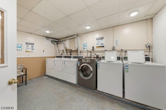7505 Palisade Ave, North Bergen Twp, NJ 07047 - shared laundry room featuring washing machine and dryer