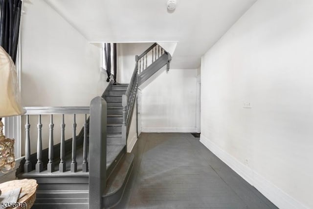 192 N Center St, City Of Orange Twp, NJ 07050 - stairway featuring baseboards