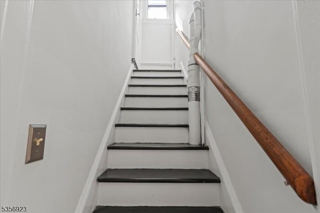 12 Harrison Ave, Montclair Twp, NJ 07042 - view of stairway