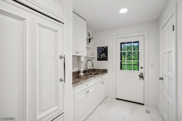11 Kerby Ln, Mendham Boro, NJ 07945 - entryway featuring light marble finish flooring, recessed lighting, and wet bar